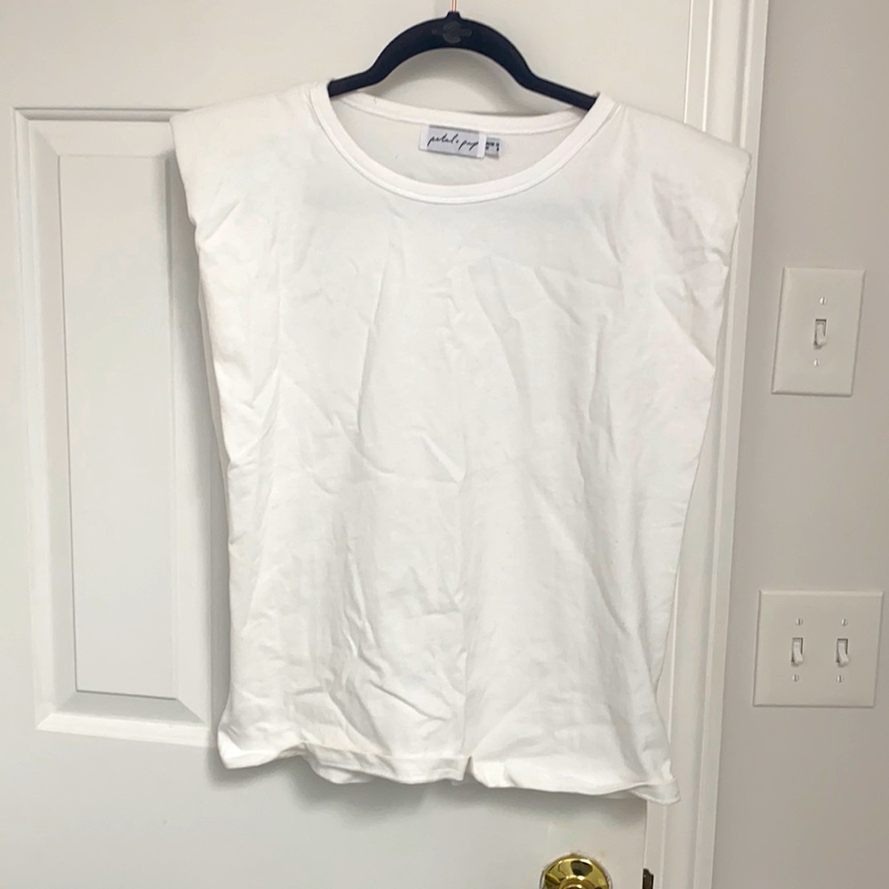 Petal & Pup shoulder pad tee